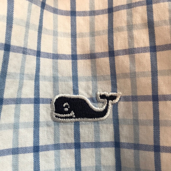 Men’s size small Vineyard Vines Whale Shirt - Picture 4 of 4